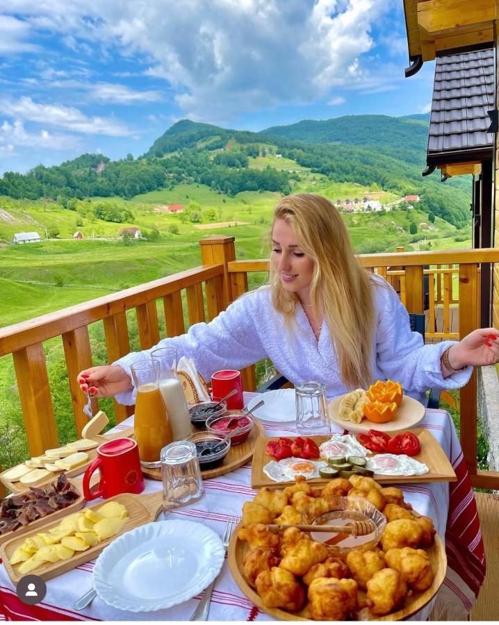 Bujtina Tradicionale Otel Lepushe Dış mekan fotoğraf